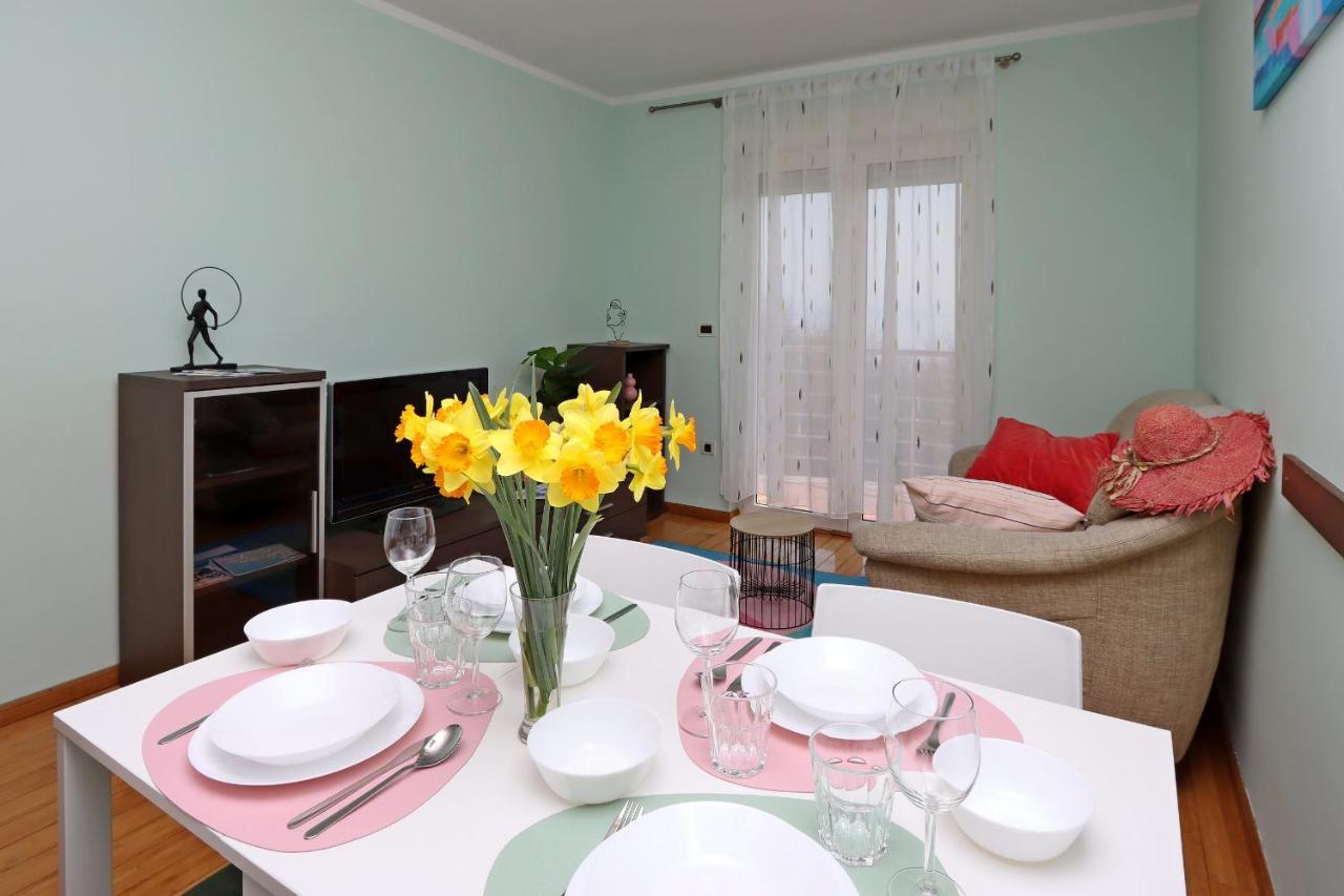 Starry Night - Smart Tv, Extra Big Bed, Big Bathtub, Private Parking, Sea View, Wifi, 2Bedrooms Volosko Exteriér fotografie